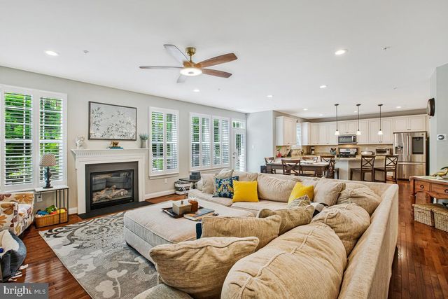 812 PHYLLIS ST, Odenton, MD 21113