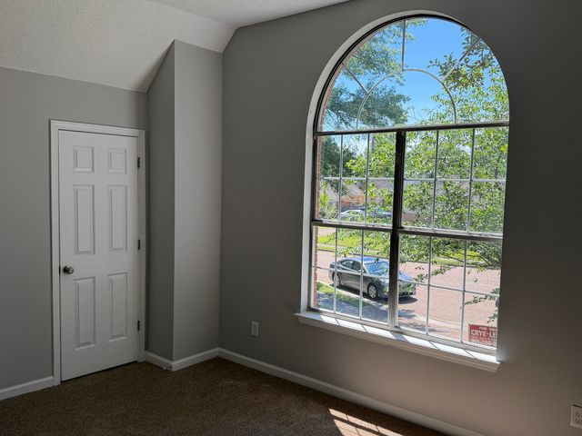 1841 W BLACK BEAR CIR, Memphis, TN 38016