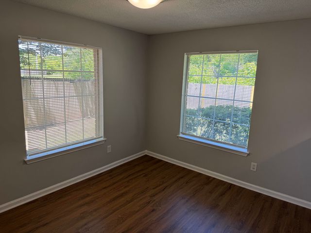 1841 W BLACK BEAR CIR, Memphis, TN 38016
