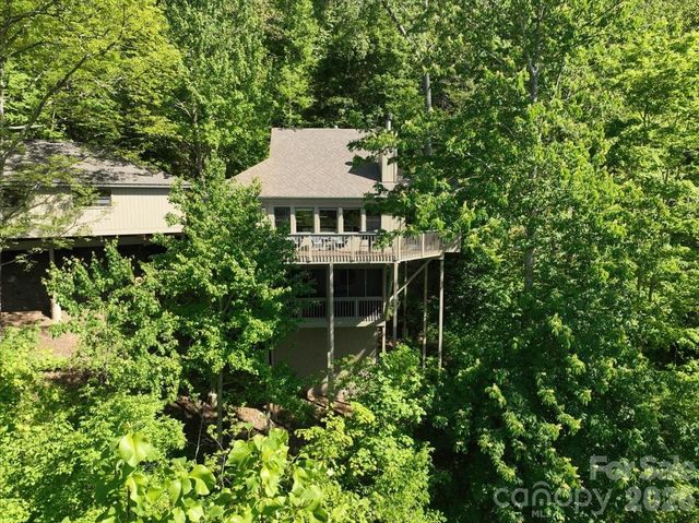 121 Ivy Ridge Road, Burnsville, NC 28714
