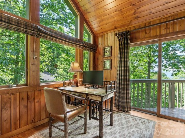 121 Ivy Ridge Road, Burnsville, NC 28714