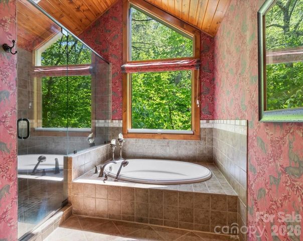 121 Ivy Ridge Road, Burnsville, NC 28714