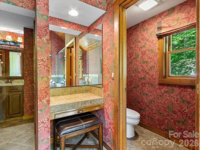 121 Ivy Ridge Road, Burnsville, NC 28714