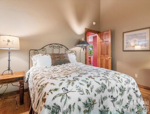121 Ivy Ridge Road, Burnsville, NC 28714