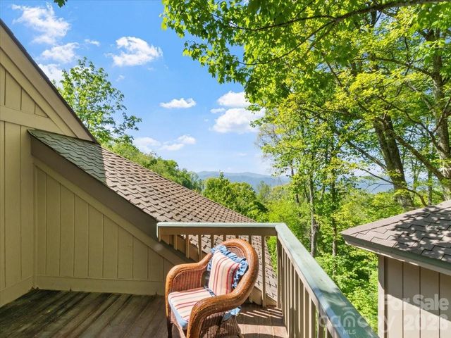 121 Ivy Ridge Road, Burnsville, NC 28714
