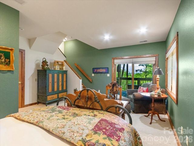 121 Ivy Ridge Road, Burnsville, NC 28714