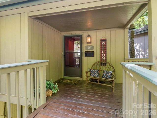 121 Ivy Ridge Road, Burnsville, NC 28714