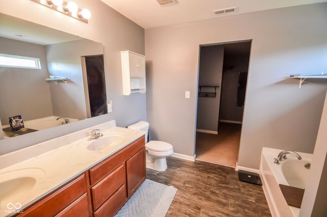 1818 James Run Way, Indianapolis, IN 46239