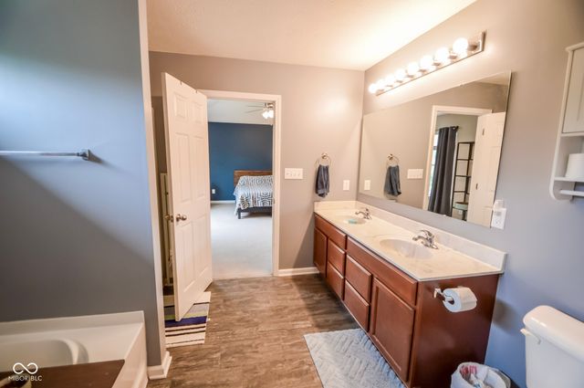 1818 James Run Way, Indianapolis, IN 46239
