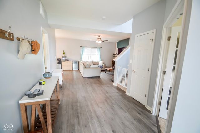 1818 James Run Way, Indianapolis, IN 46239