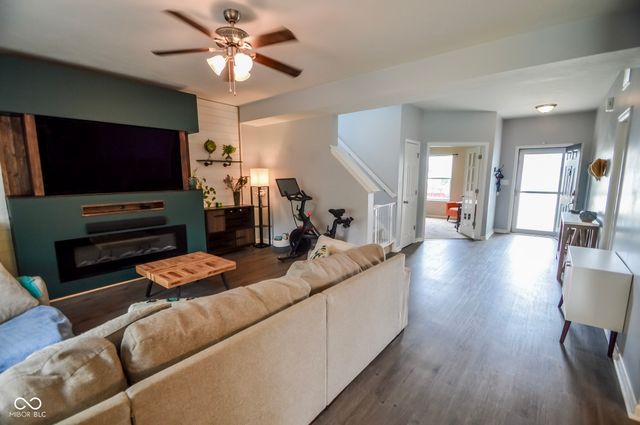 1818 James Run Way, Indianapolis, IN 46239