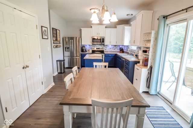 1818 James Run Way, Indianapolis, IN 46239