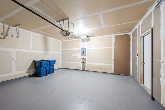 7615 Elm Grove Avenue 612, New Hope, MN 55428