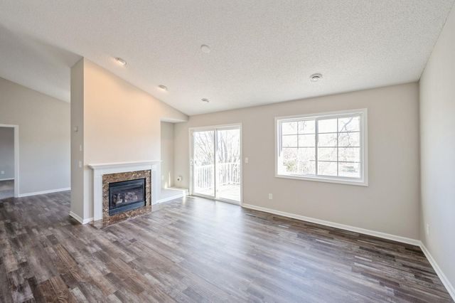 7615 Elm Grove Avenue 612, New Hope, MN 55428