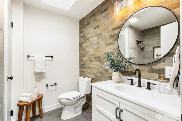 6714 161st Street NW, Stanwood, WA 98292