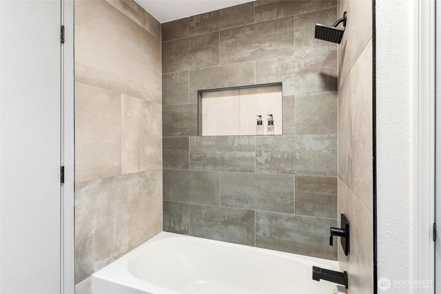 6714 161st Street NW, Stanwood, WA 98292