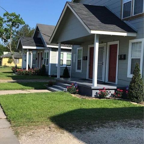 214 W Republic Ave Street 1, Baytown, TX 77520