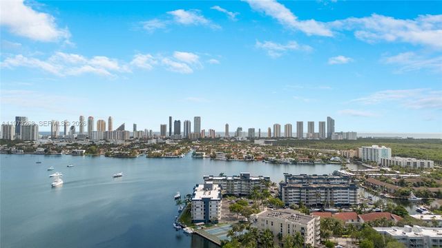 16385 Biscayne Blvd 1502, North Miami Beach, FL 33160