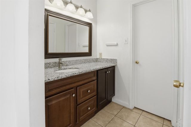 7410 Campeachy Lane, Houston, TX 77083