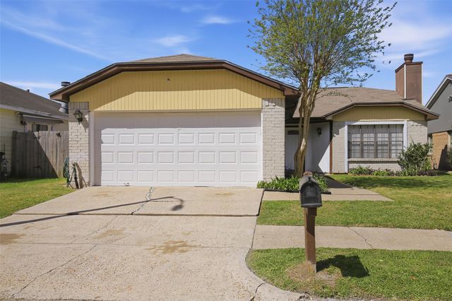7410 Campeachy Lane, Houston, TX 77083