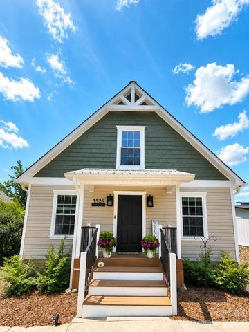 3526 Pinehaven Drive, New London, NC 28127