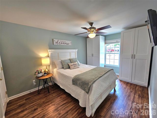 3526 Pinehaven Drive, New London, NC 28127