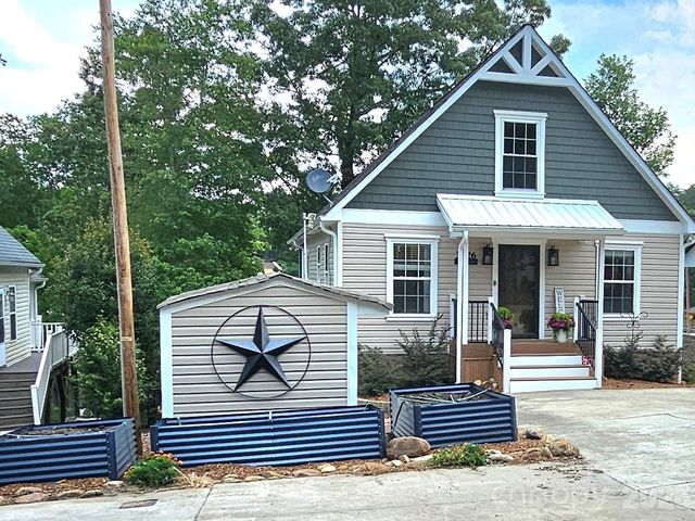 3526 Pinehaven Drive, New London, NC 28127