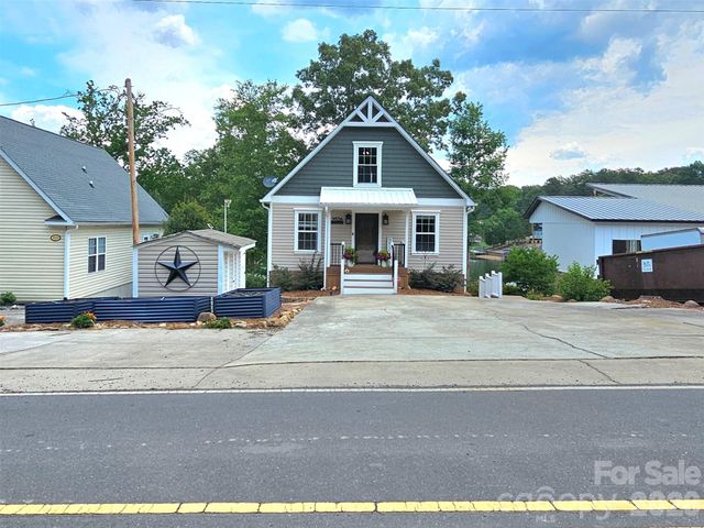 3526 Pinehaven Drive, New London, NC 28127