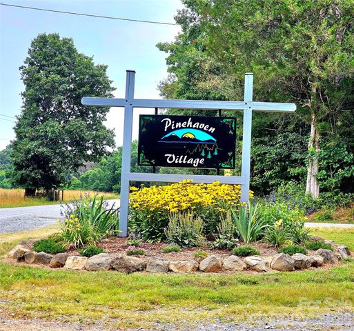 3526 Pinehaven Drive, New London, NC 28127