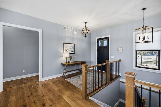 4152 Hummingbird Court N, Lake Elmo, MN 55042