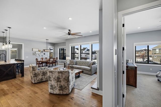 4152 Hummingbird Court N, Lake Elmo, MN 55042