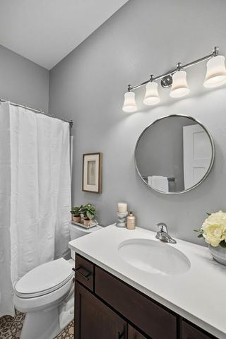 4152 Hummingbird Court N, Lake Elmo, MN 55042