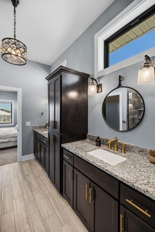 4152 Hummingbird Court N, Lake Elmo, MN 55042