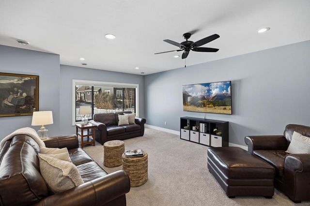 4152 Hummingbird Court N, Lake Elmo, MN 55042