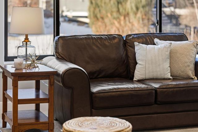 4152 Hummingbird Court N, Lake Elmo, MN 55042