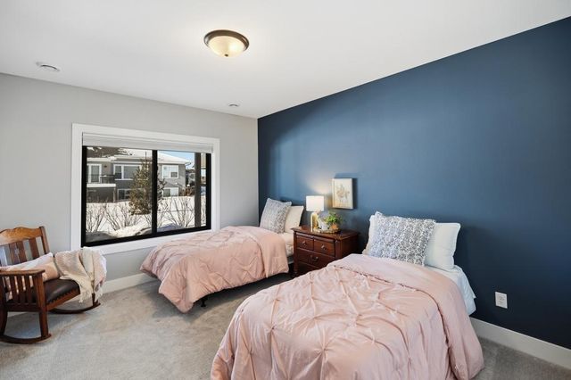 4152 Hummingbird Court N, Lake Elmo, MN 55042