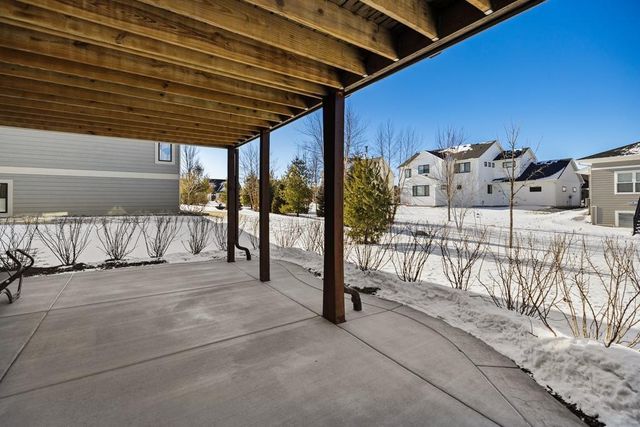 4152 Hummingbird Court N, Lake Elmo, MN 55042