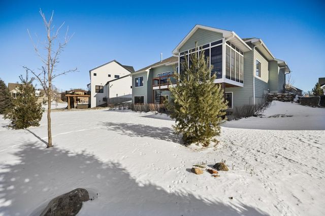 4152 Hummingbird Court N, Lake Elmo, MN 55042