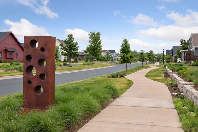 4152 Hummingbird Court N, Lake Elmo, MN 55042