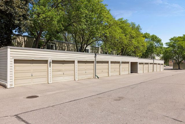 7329 W Franklin Avenue, Saint Louis Park, MN 55426