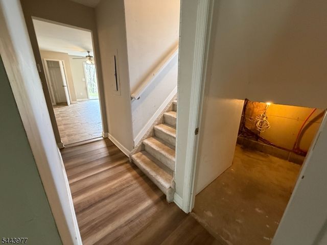 29 Billings Rd, Hopatcong Boro, NJ 07843