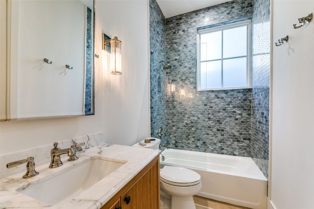 4007 Hawthorne Avenue, Dallas, TX 75219