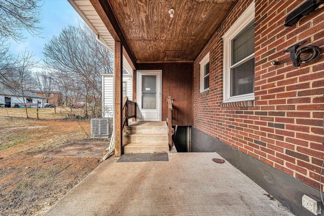 150 Fort Lewis BLVD, Salem, VA 24153