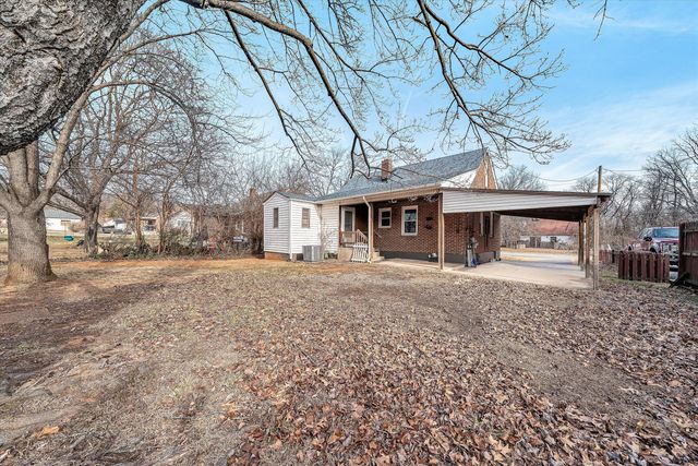 150 Fort Lewis BLVD, Salem, VA 24153