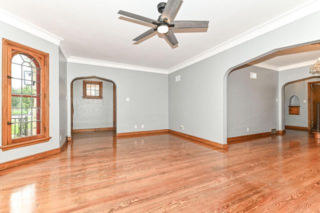 1642 S 52nd STREET, West Milwaukee, WI 53214