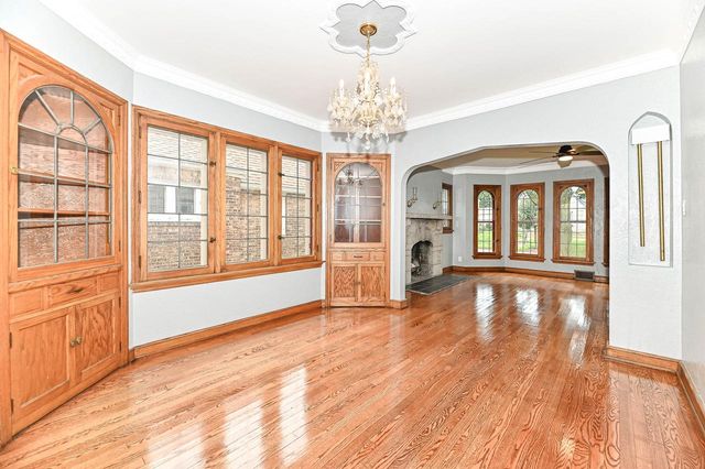 1642 S 52nd STREET, West Milwaukee, WI 53214