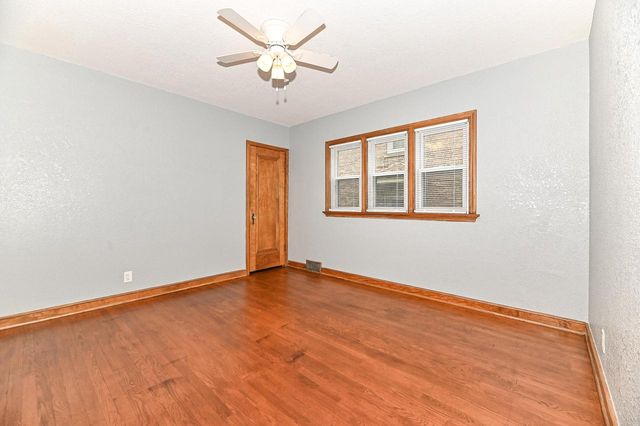 1642 S 52nd STREET, West Milwaukee, WI 53214