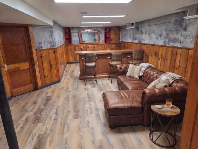 1642 S 52nd STREET, West Milwaukee, WI 53214