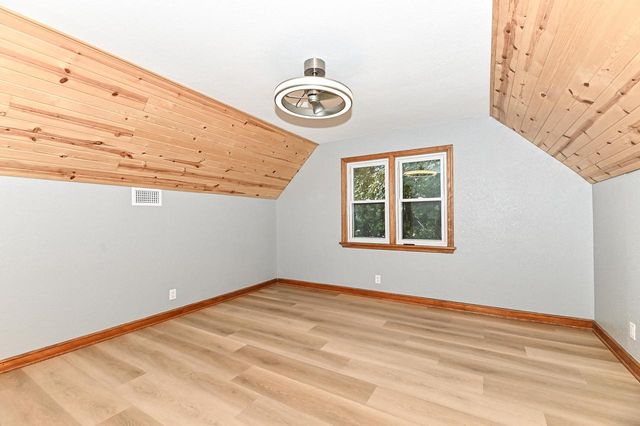 1642 S 52nd STREET, West Milwaukee, WI 53214