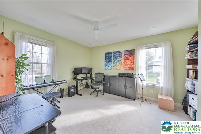 4544 Oakwood Lane, Lower Nazareth Twp, PA 18064